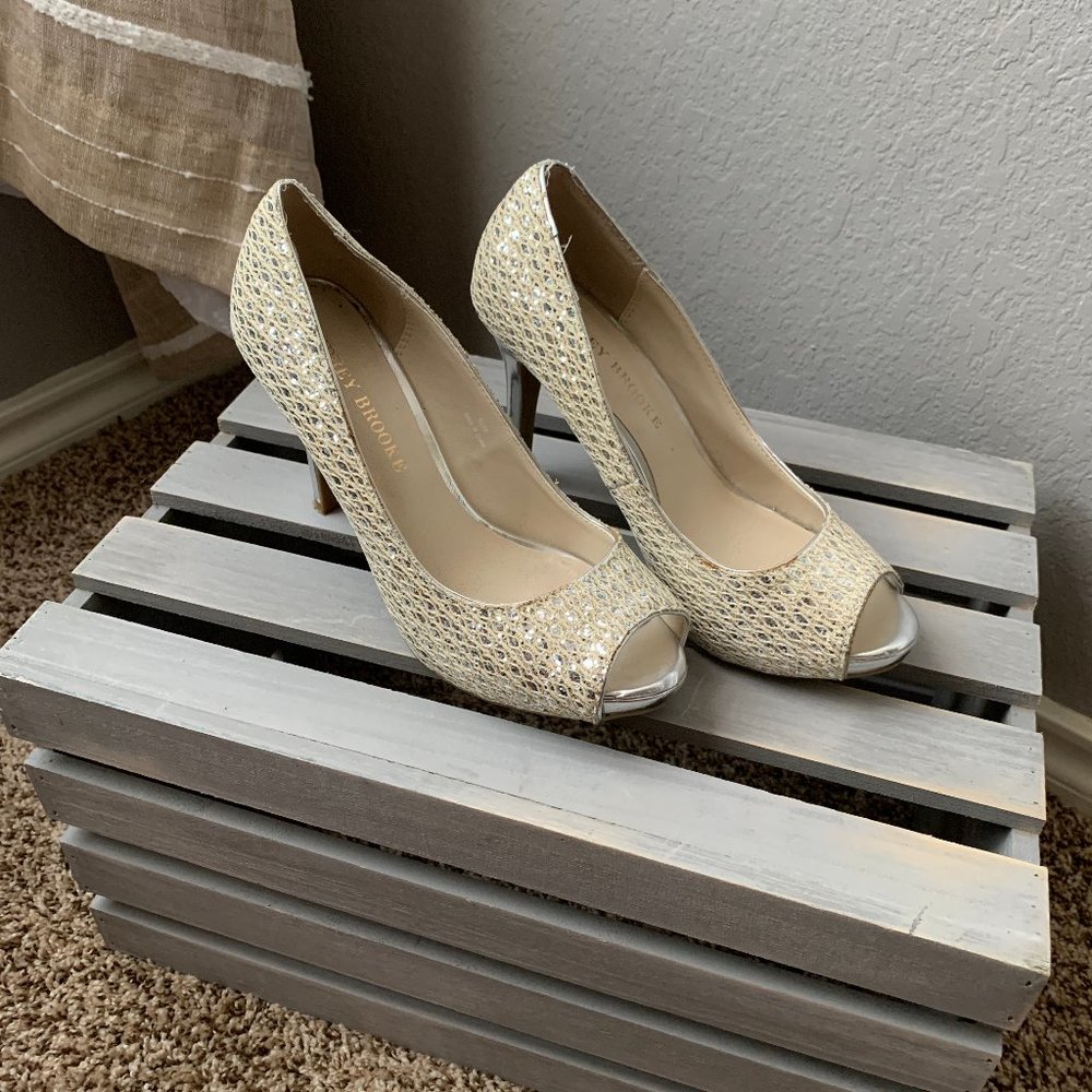 White/Silver Special Occasion Heels